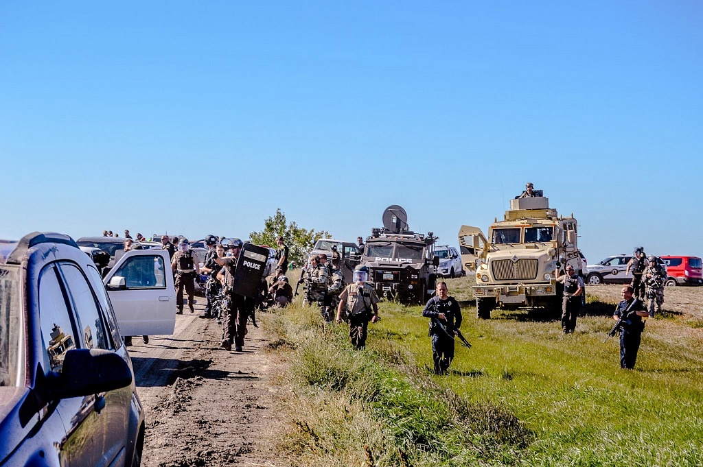 Standing_Rock_Police